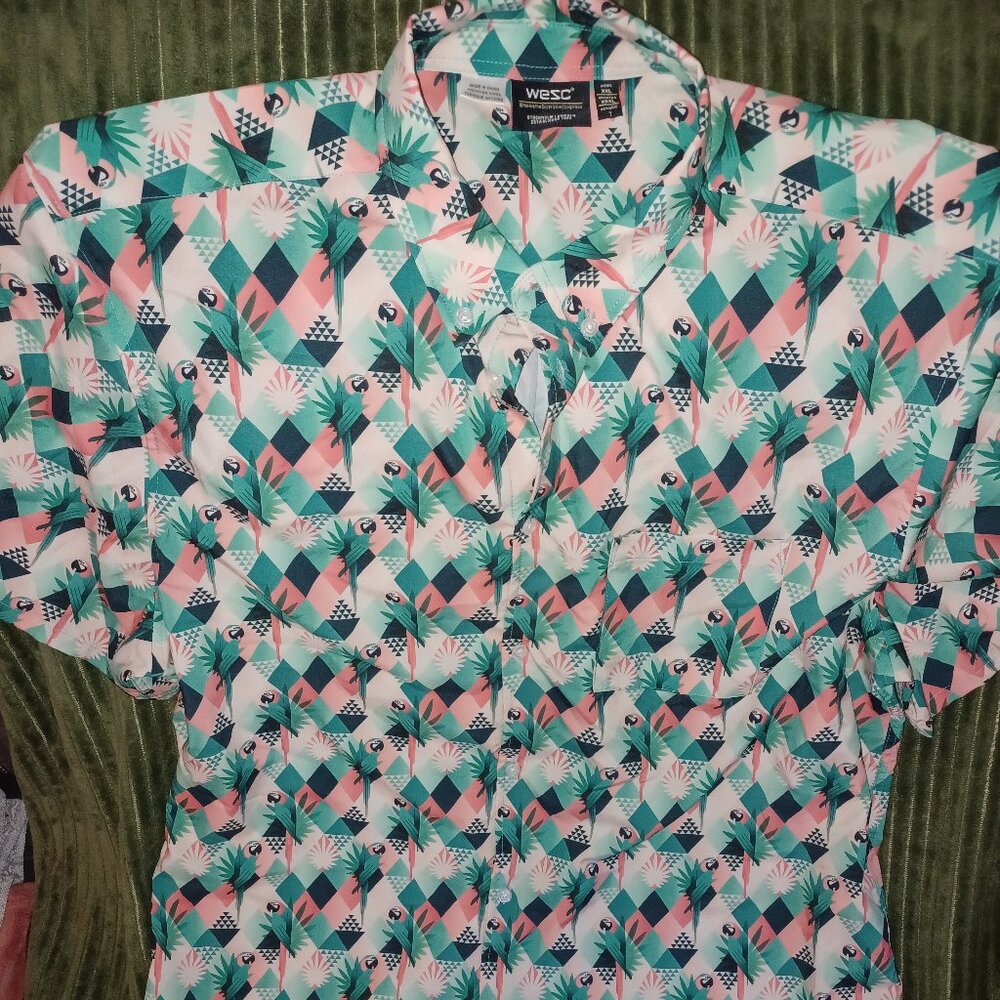WESC Men's Oden Shirt Size L  Bird Print AOP Button Down Short Sleeve